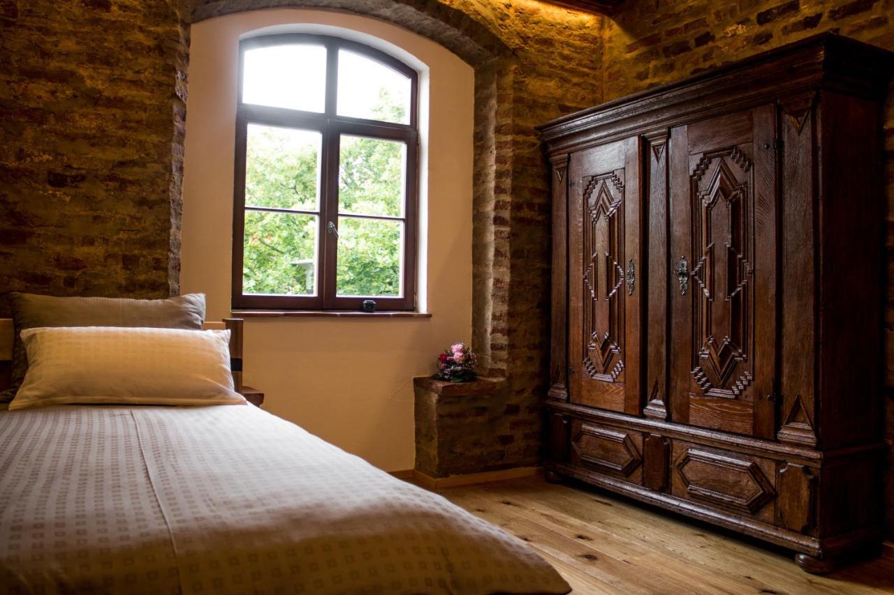 Wirgarten Antik Hotel Dingolfing Eksteriør billede