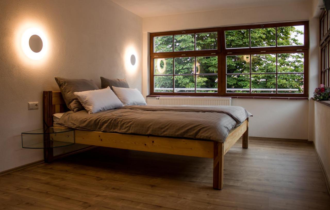 Wirgarten Antik Hotel Dingolfing Eksteriør billede