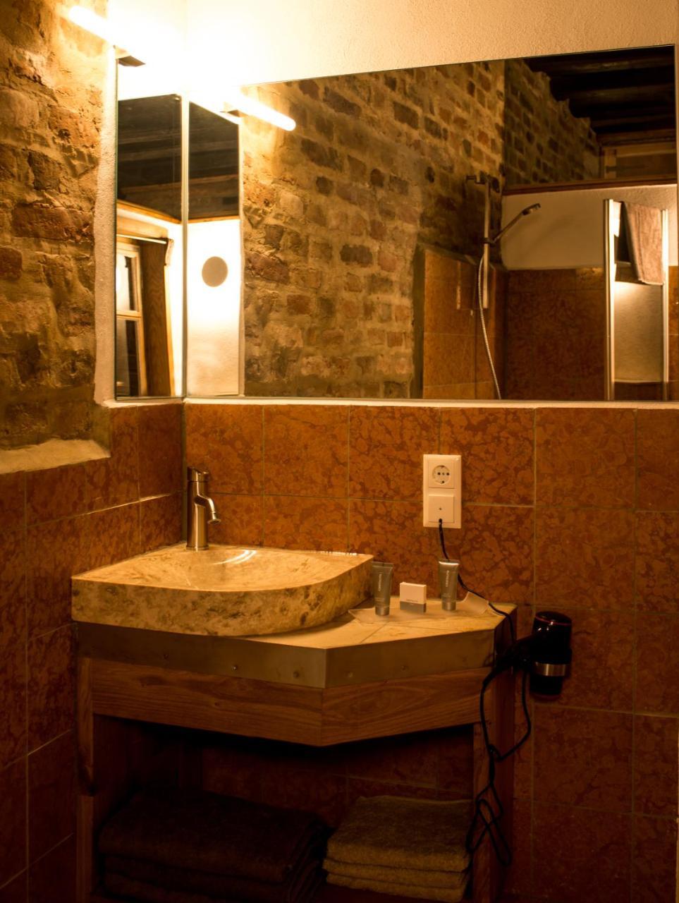 Wirgarten Antik Hotel Dingolfing Eksteriør billede